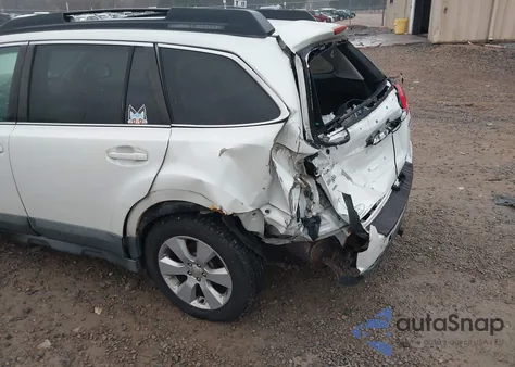 2010 Subaru Outback 2.5I Limited from USA, damaged, VIN 4S4BRBKCXA3347302